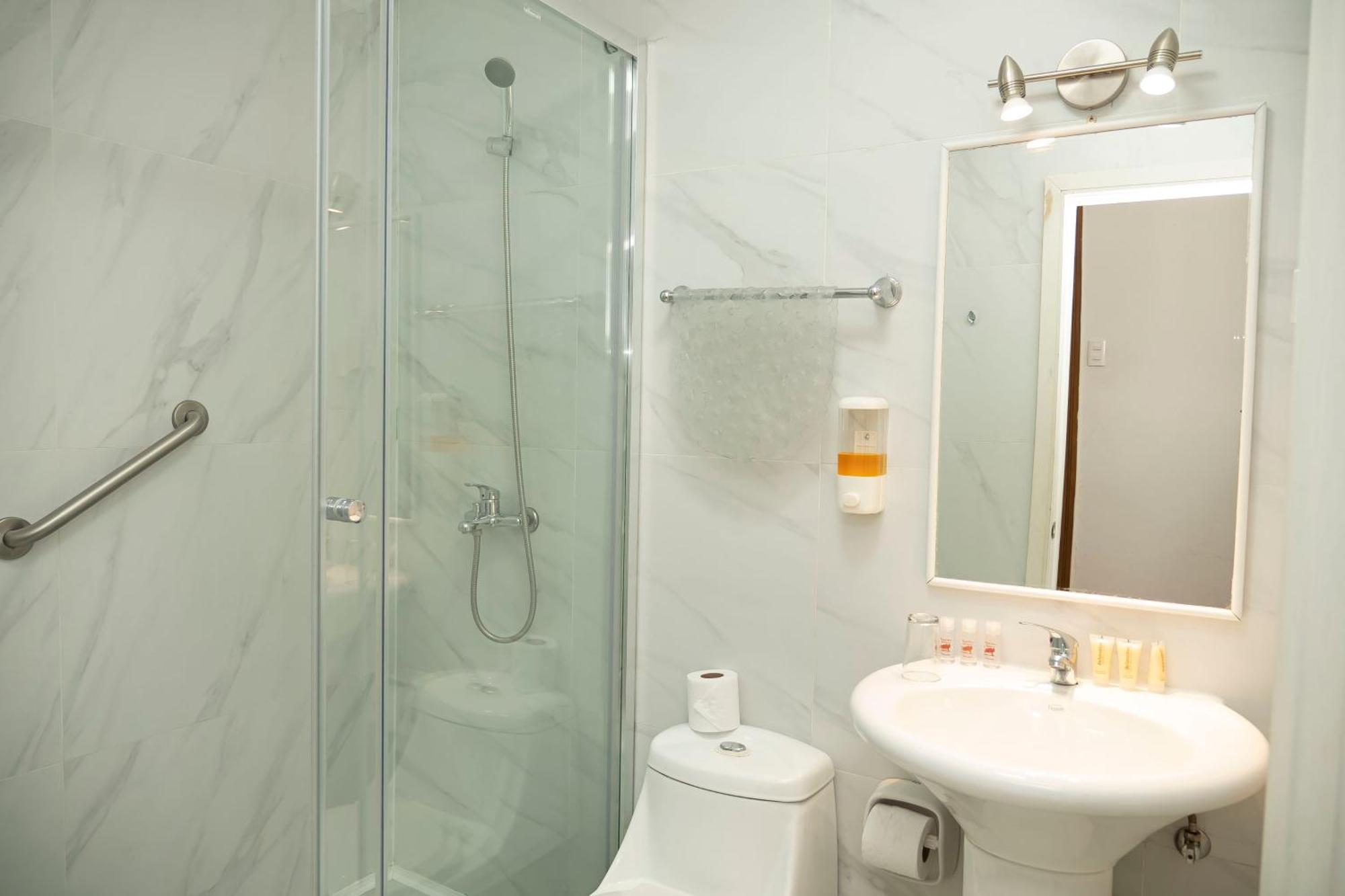 Hotel Plaza Punta Arenas Luaran gambar