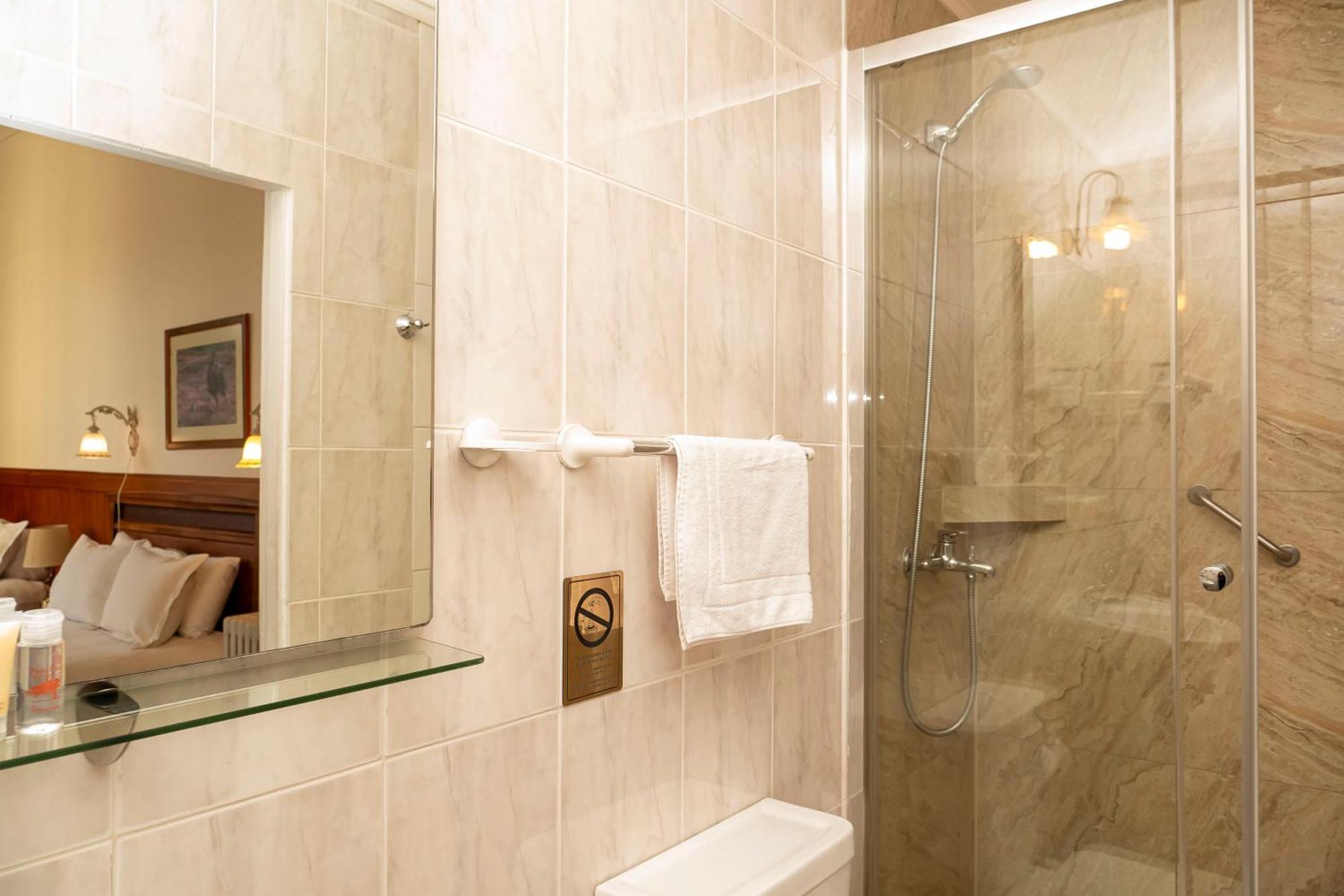 Hotel Plaza Punta Arenas Luaran gambar
